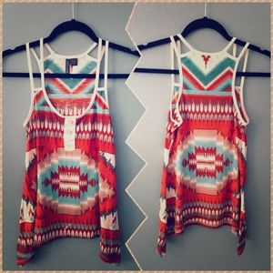 ✨ Tribal print summer tee ✨